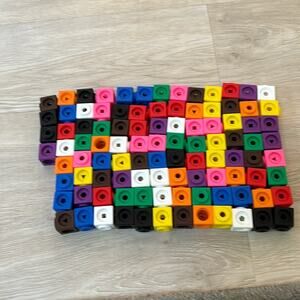 100 piece set building block set snap together multiple ways plastic blocks nwot